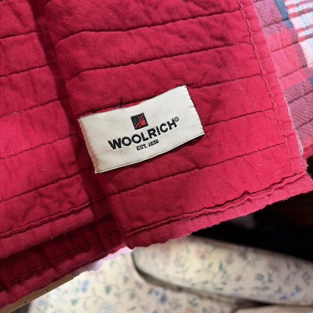 WOOLRICH PLAID PATCHWORK QUILT 70x48 Quilted Throw. Cabin, Lake. Flaws.